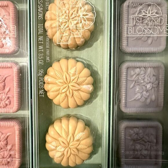 Vintage Soap Sets Savons Delagar Collections Seaside Treasures & Island blossoms - Picture 3 of 9